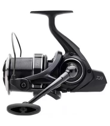 carrete daiwa emblem carp 23